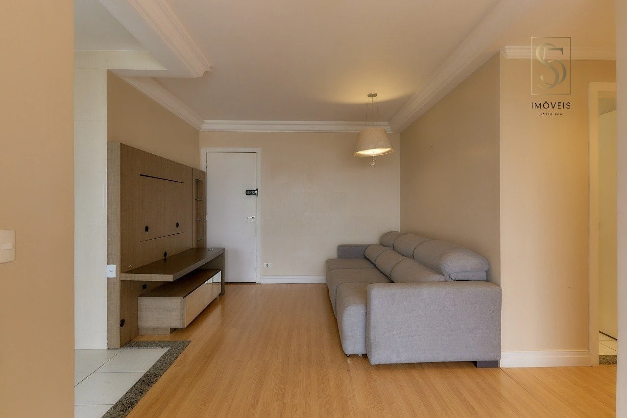 3-bedroom apartment with a home office in Curitiba