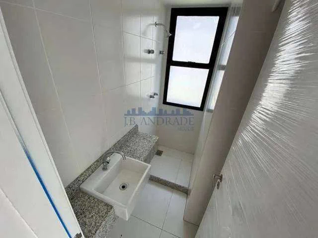 366 m² house with 3 bedrooms and a balcony — photo 15
