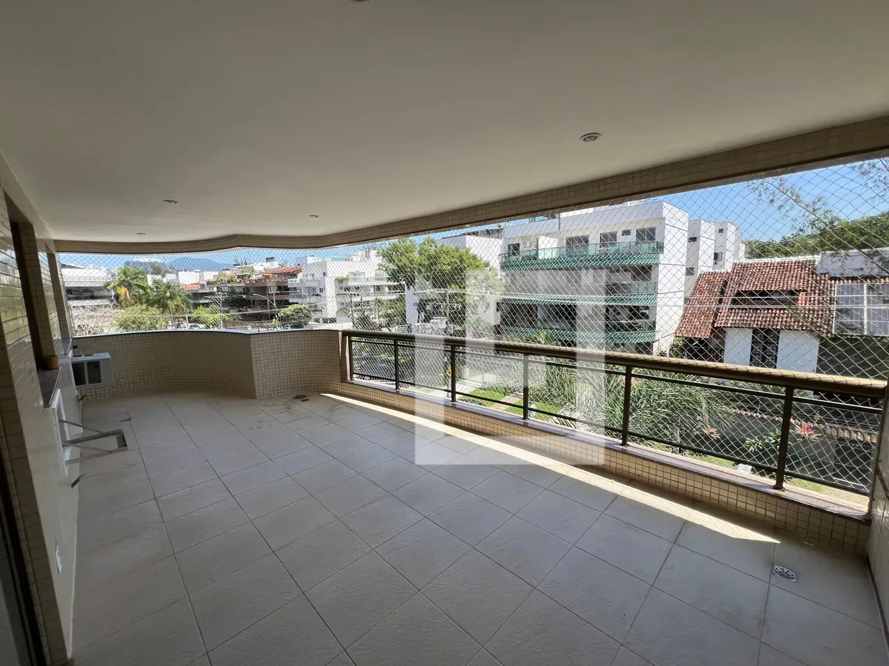 3-bedroom apartment with a home office in Rio de Janeiro — photo 8