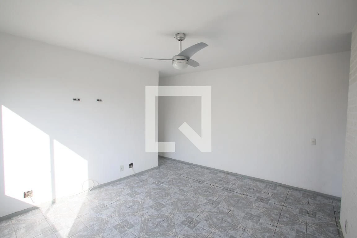 Rental apartment with 2 bedrooms and 1 bathroom — photo 13