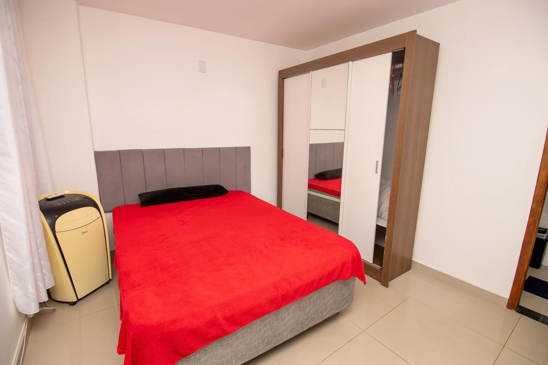 2-bedroom apartment with a home office in Rio de Janeiro — photo 17