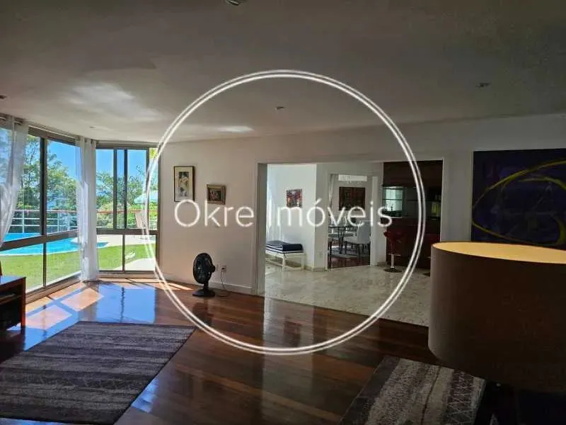 Casa en condominio con 5 dormitorios y vista a montañas — photo 4