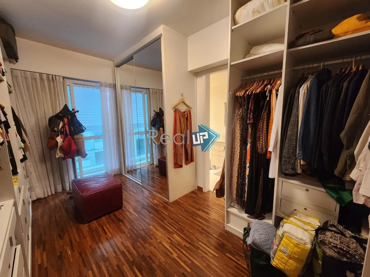 4-bedroom apartment with 227 m² and 3 parking spaces — photo 37