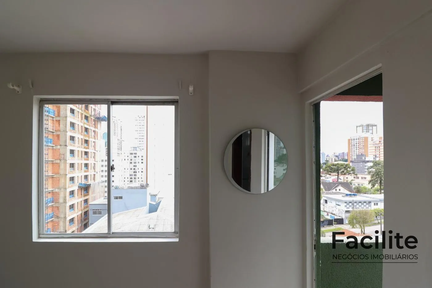 Studio in a building with a gym — photo 9
