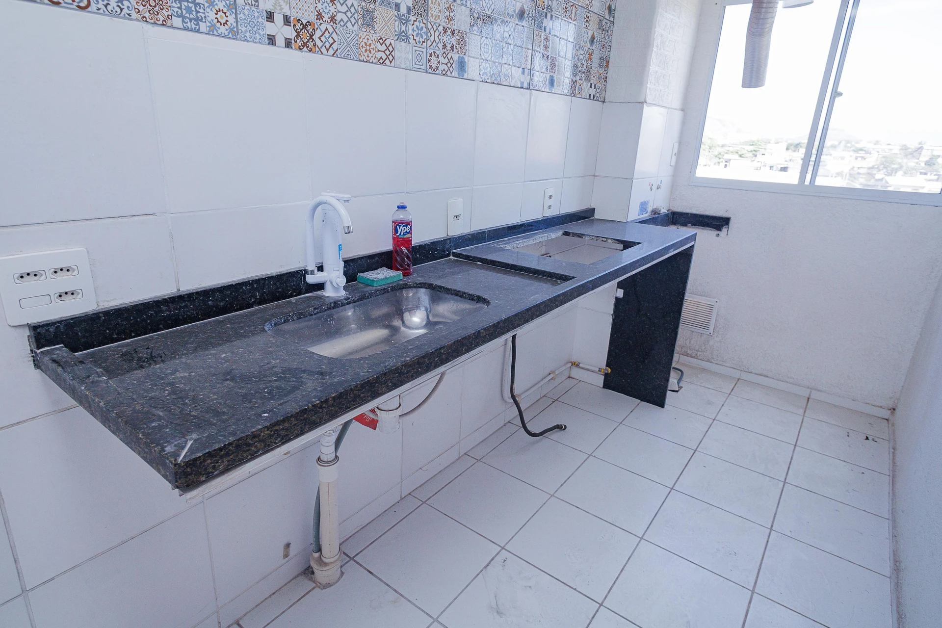 Apartamento com 2 quartos, 1 banheiro e 2 vagas