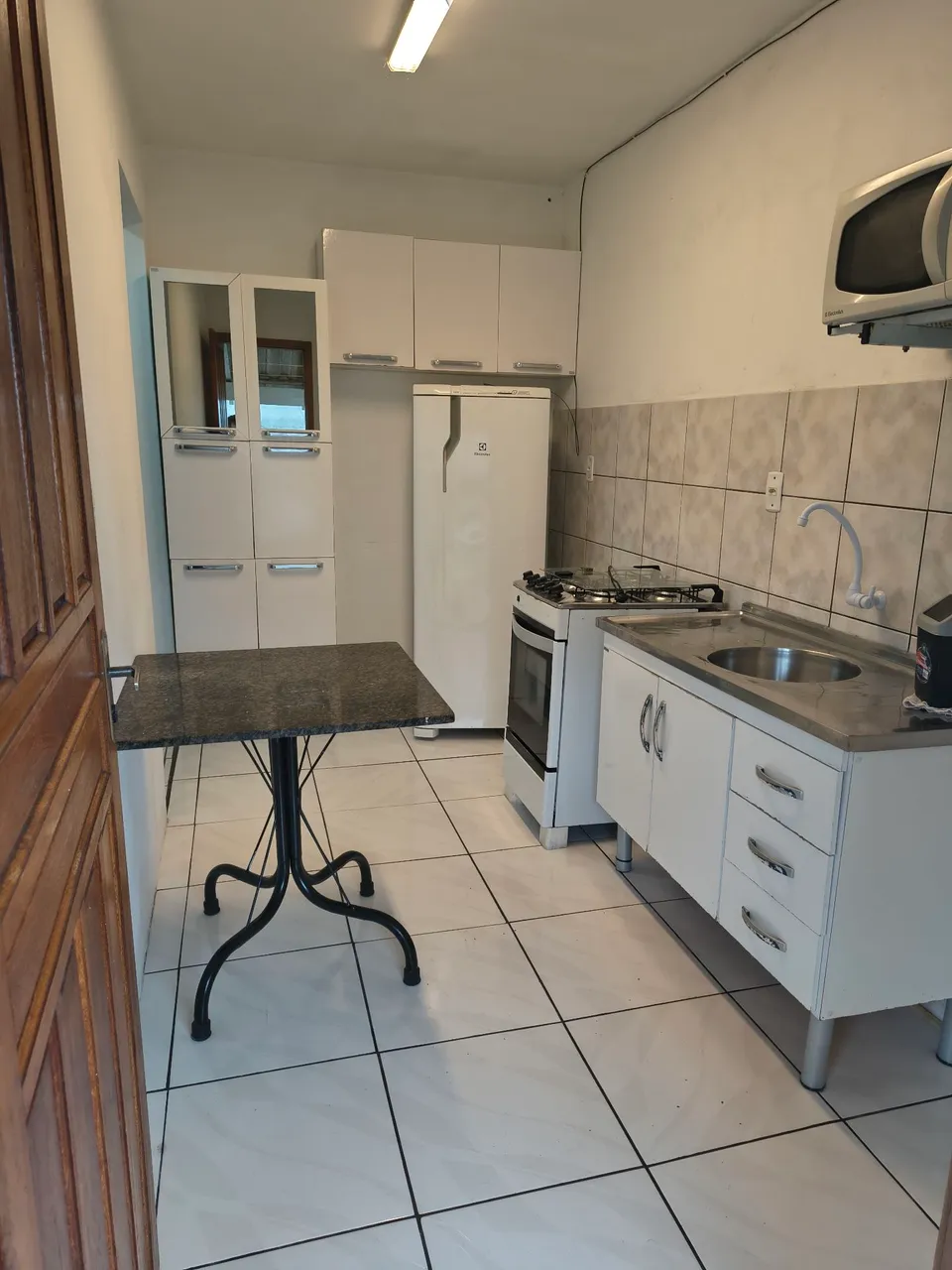 Furnished 30 m² studio in Florianópolis — photo 2