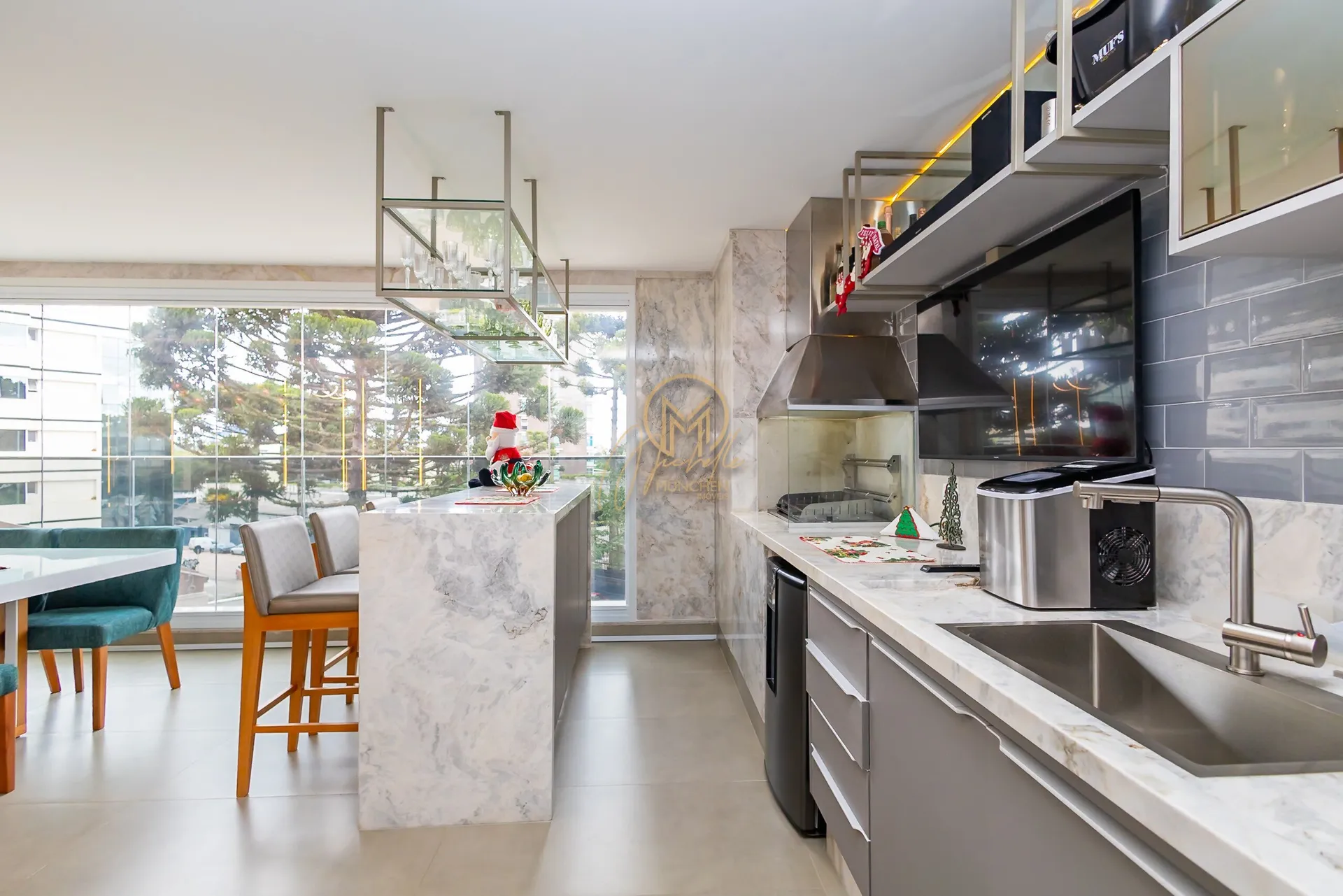 Furnished 462 m² apartment with 4 en-suite rooms — photo 165
