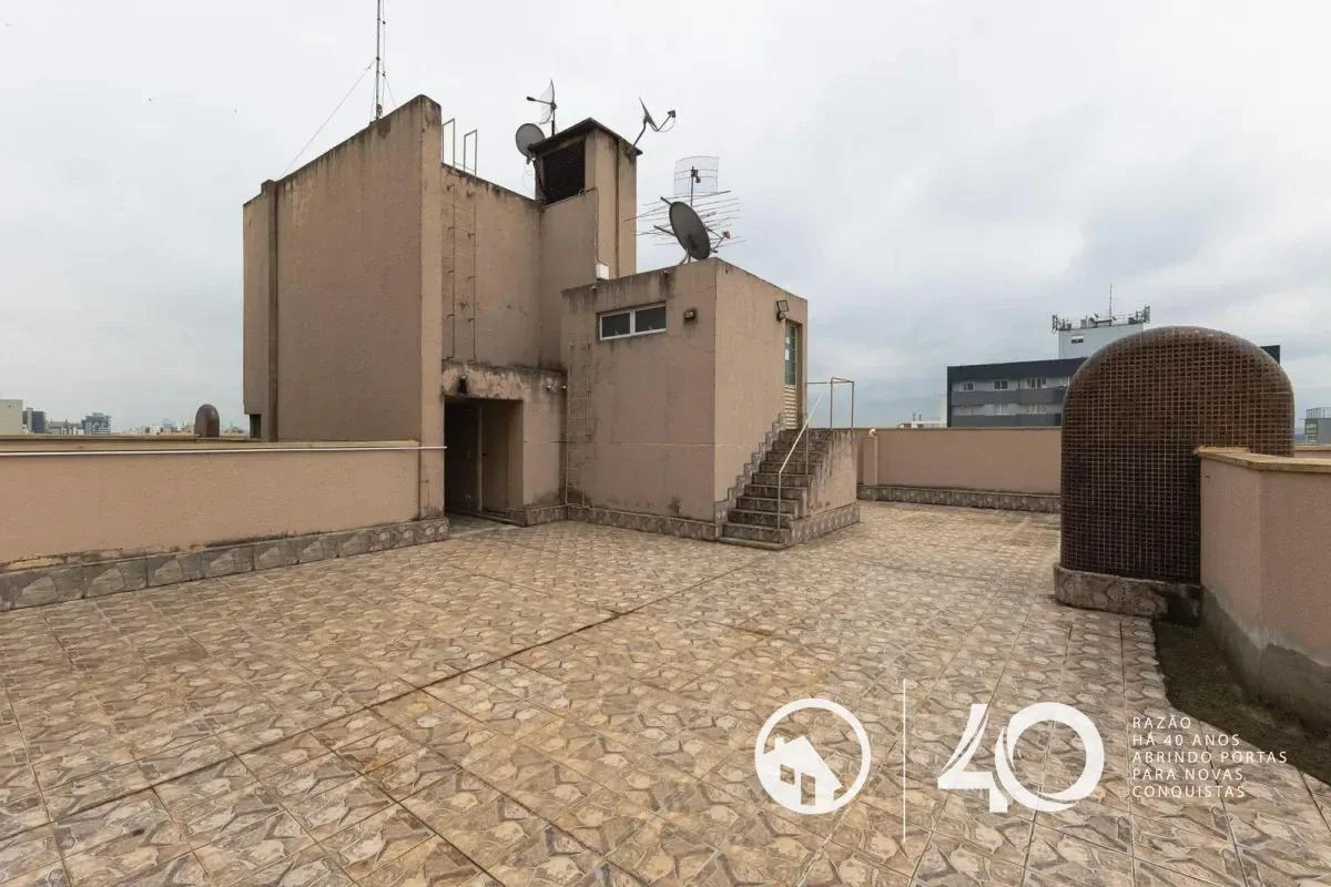 Apartment, 148 m², with a glass-enclosed balcony — photo 24