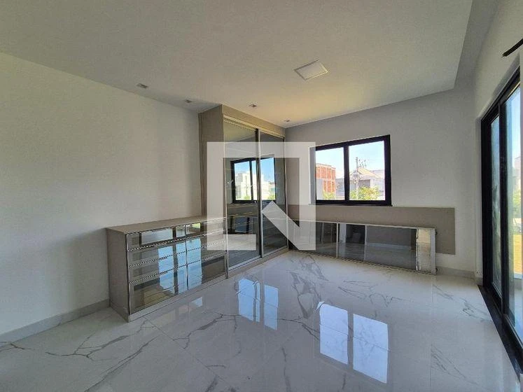 5-bedroom house with floor-to-ceiling windows — photo 35