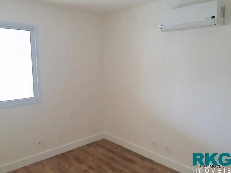 Apartment, 170 m², with a glass-enclosed balcony — photo 3