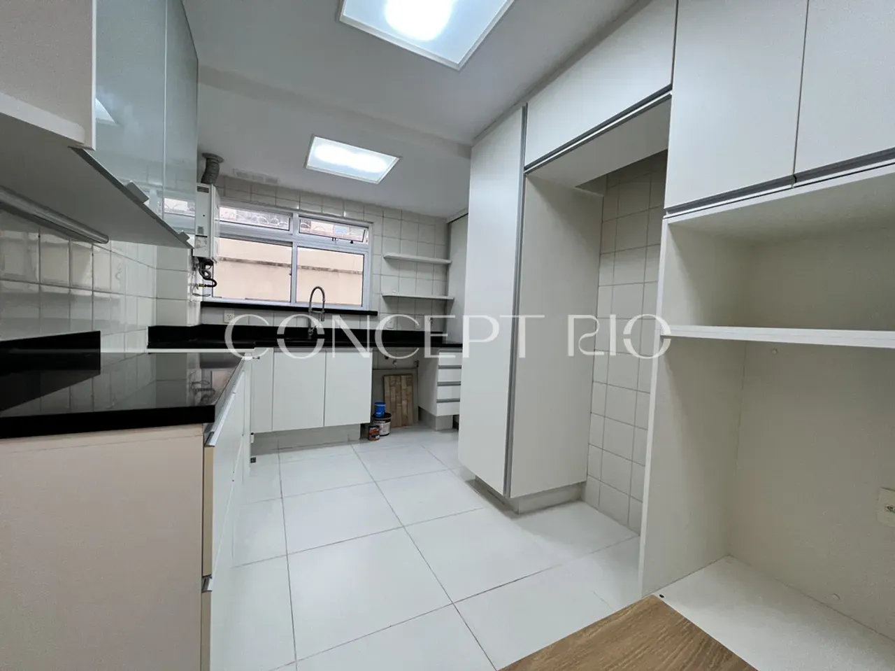 2-bedroom apartment with a private BBQ — photo 5