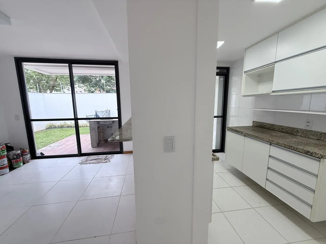 Casa com janelas do piso ao teto, Recreio dos Bandeirantes — photo 32
