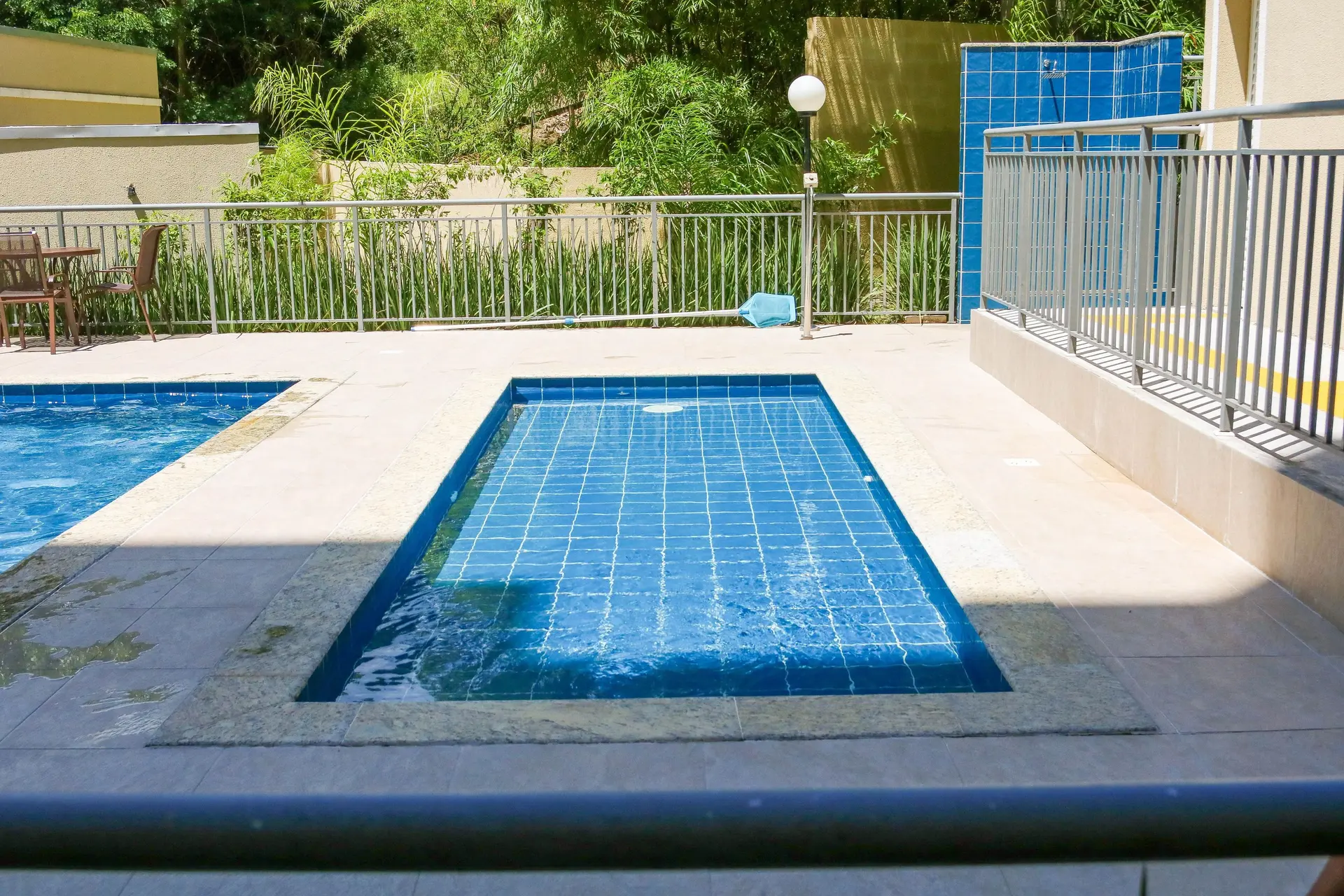Mountain view in a 2-bedroom apartment, 43 m² — photo 22