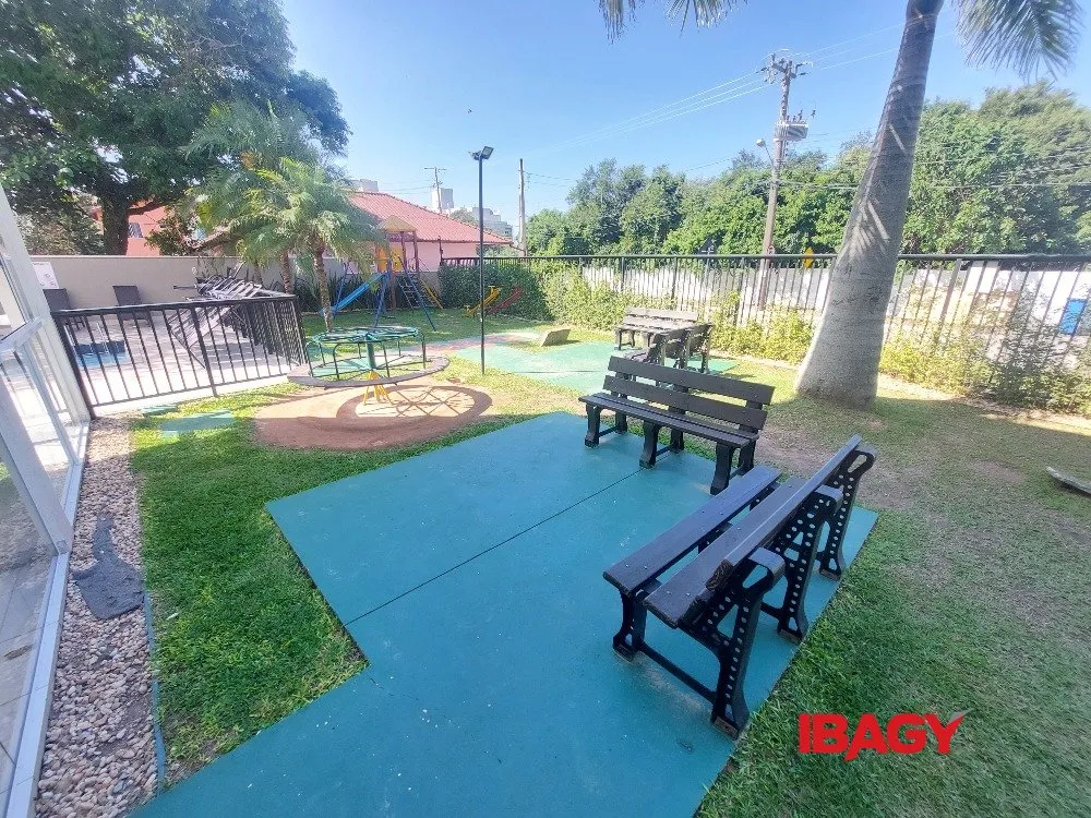 Apartamento amueblado con 2 dormitorios y 72 m² — photo 20