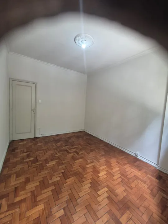 100 m² apartment with 3 bedrooms and 2 bathrooms — photo 18