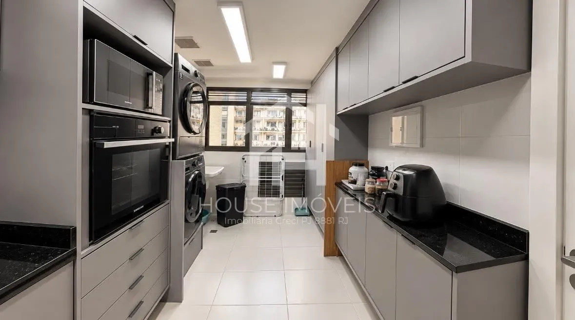 118 m² apartment with 3 bedrooms and a private suite — photo 13
