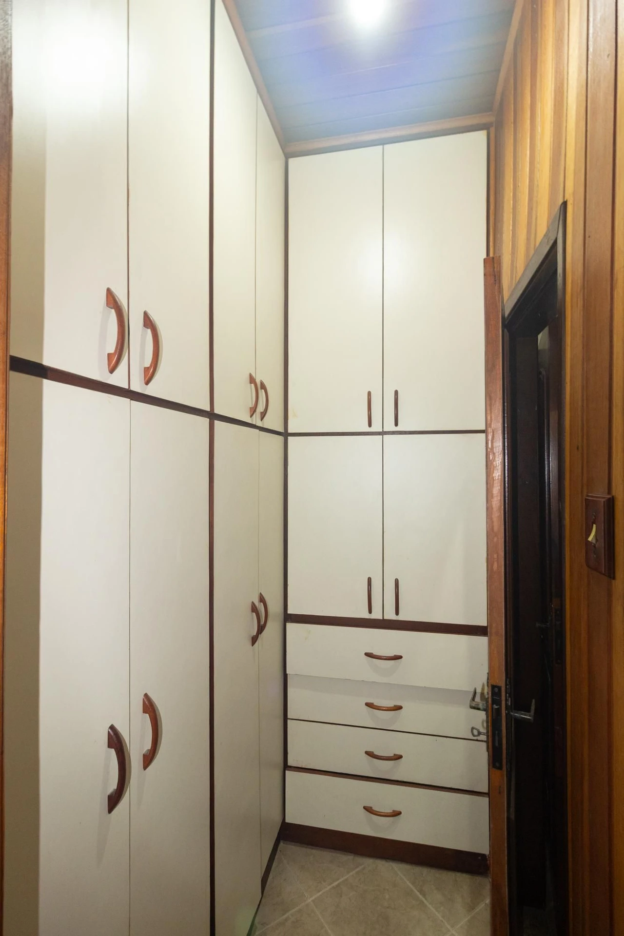 Furnished house, 250 m², with a jacuzzi — photo 19