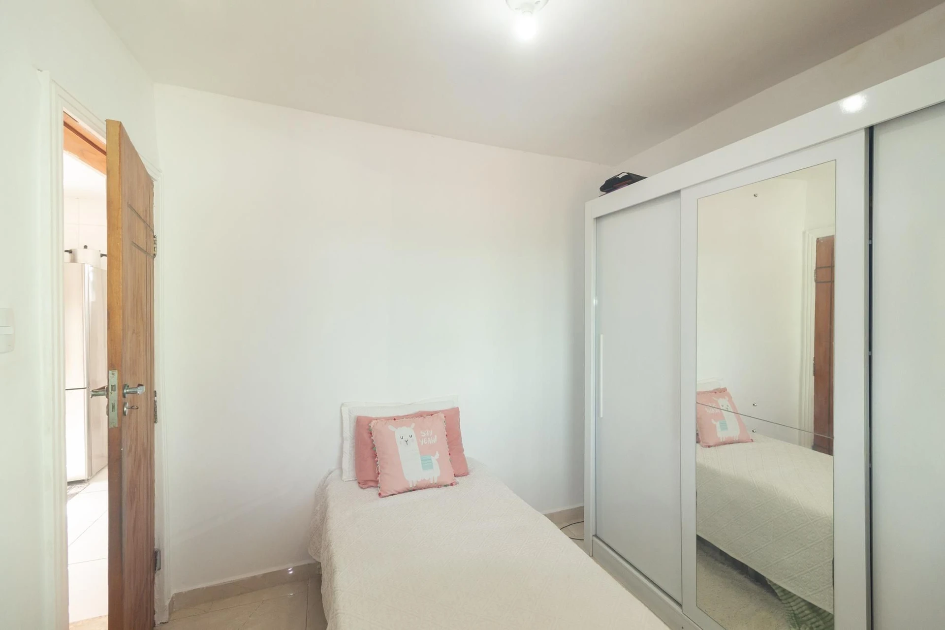 Furnished house with 2 bedrooms and 1 bathroom — photo 23