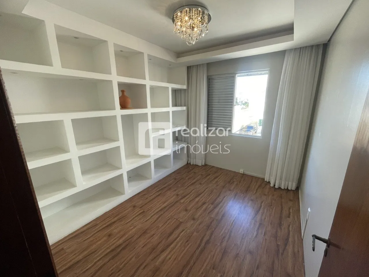 4-bedroom apartment on the 1st floor, 152 m² — photo 8