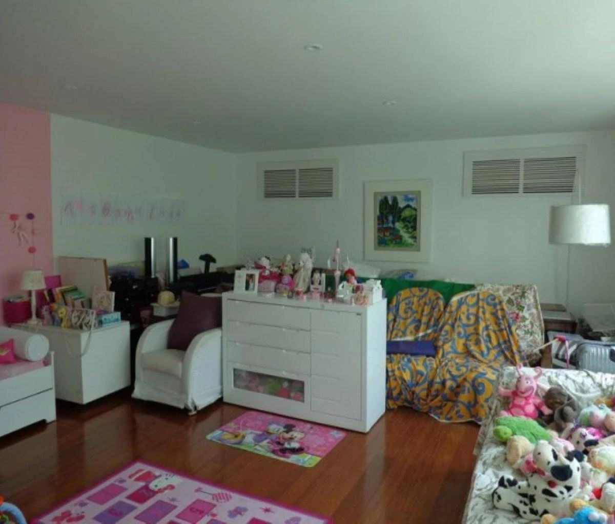 Furnished 500 m² house with 4 bedrooms and 5 parking spots — photo 32