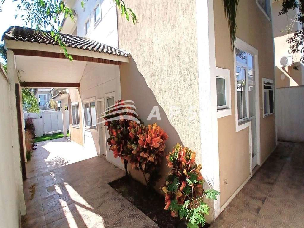 300 m² house with 4 en-suite bedrooms and private BBQ — photo 24