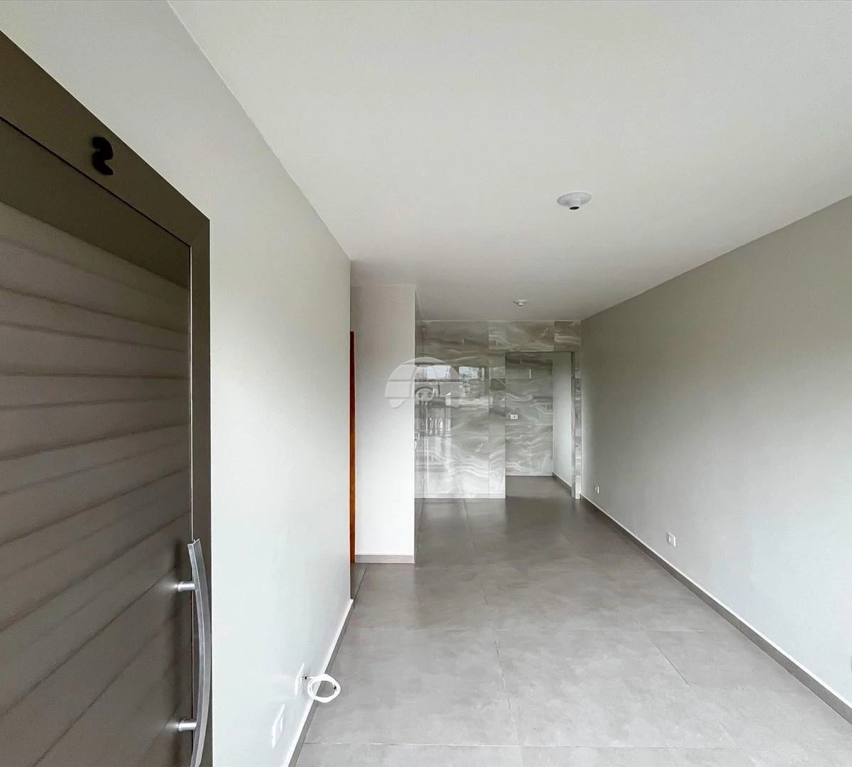 House with 2 bedrooms and a glassed-in balcony — photo 17