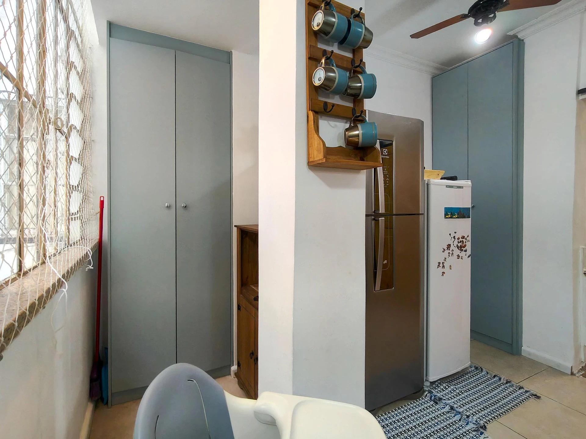 3-bedroom apartment with a mountain view in Rio de Janeiro — photo 40