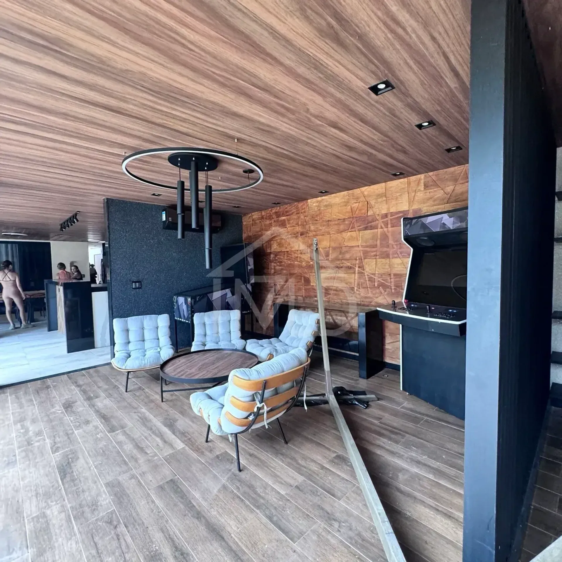 Furnished house with 4 bedrooms and 5 bathrooms, open kitchen — photo 3