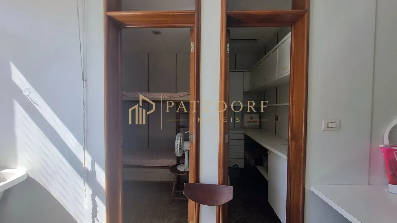 Apartamento 270 m² com 4 quartos e cozinha fechada — photo 26