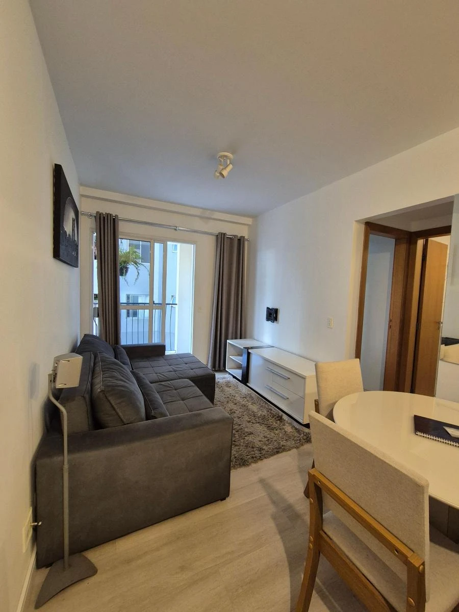 Apartamento de 1 quarto com máquina de lavar, Bigorrilho — photo 11