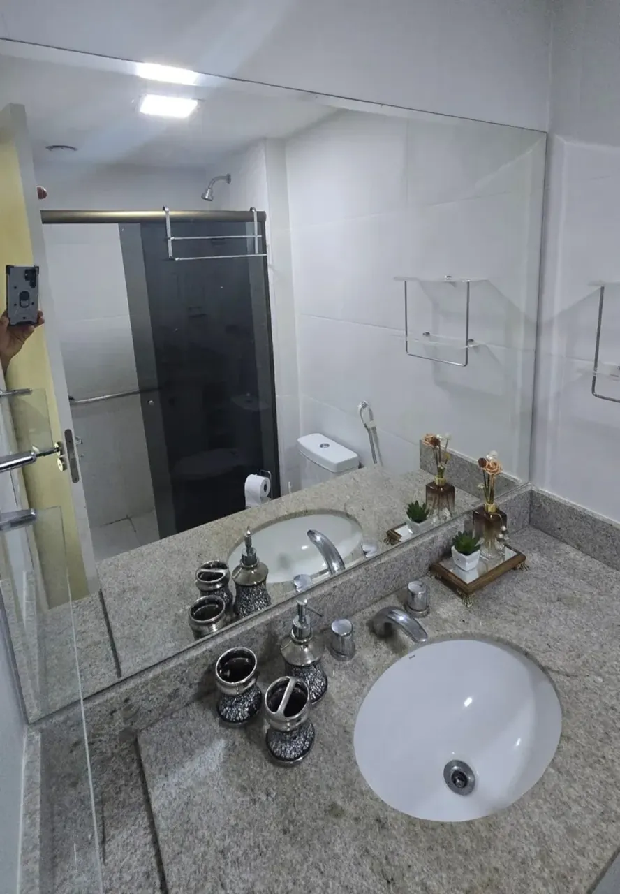 Furnished 70 m² apartment with 2 bedrooms and glass balcony — photo 7
