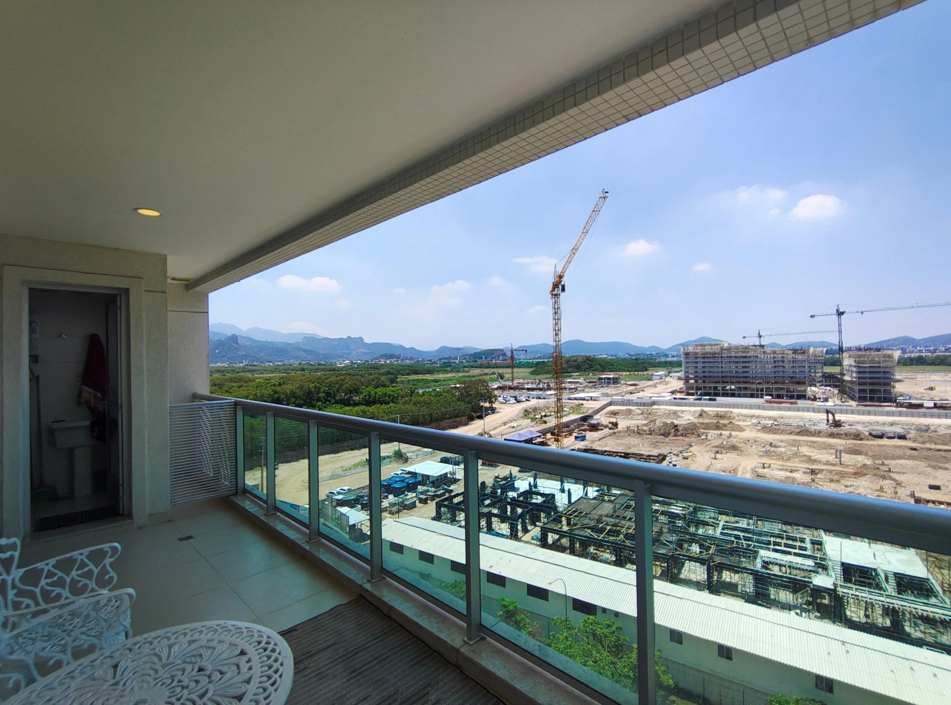 Apartamento mobiliado com 2 quartos e 3 banheiros — photo 6