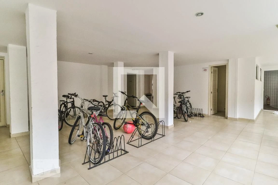 3-bedroom apartment with a bathtub — photo 59