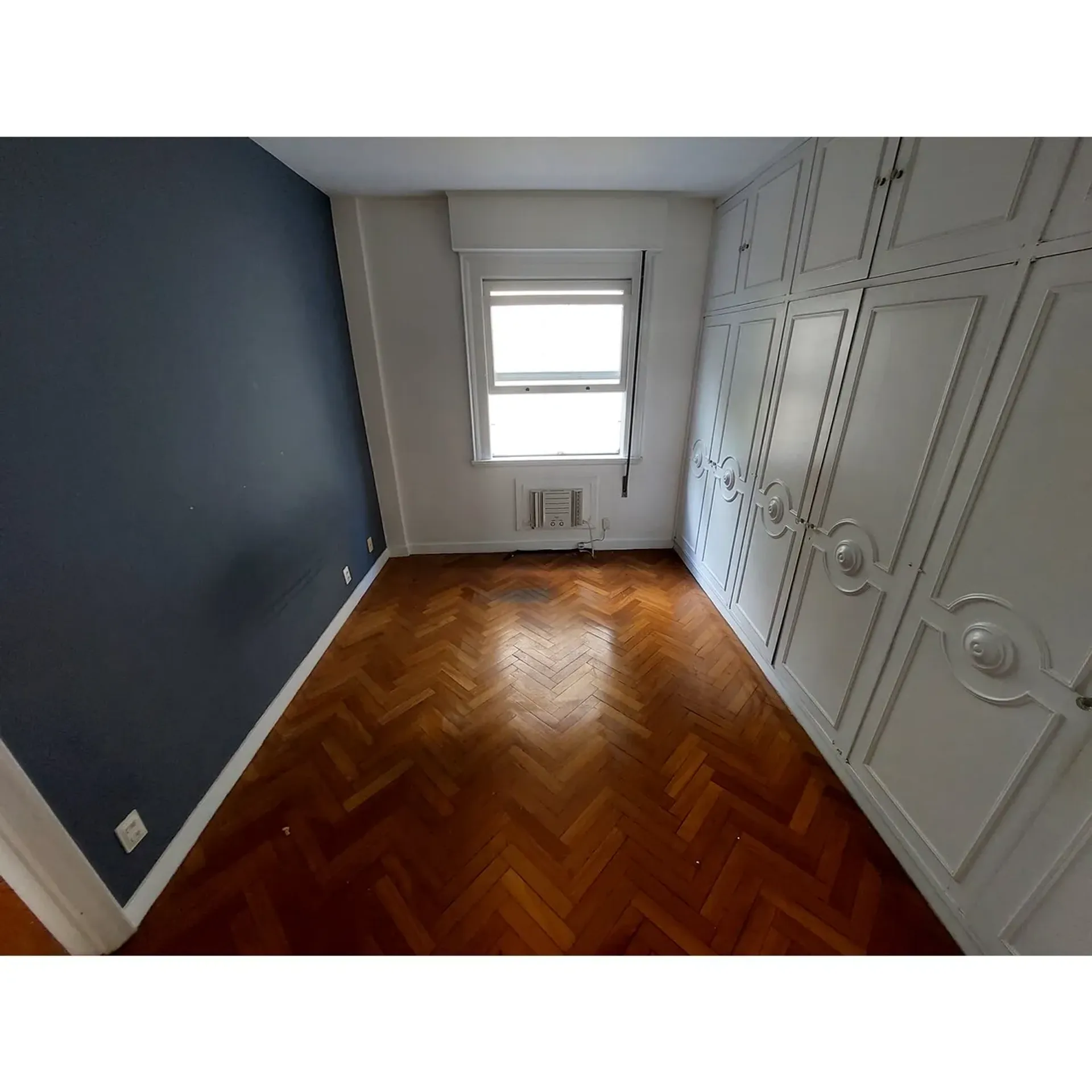 Home office in a 3-bedroom apartment, 132 m² — photo 40