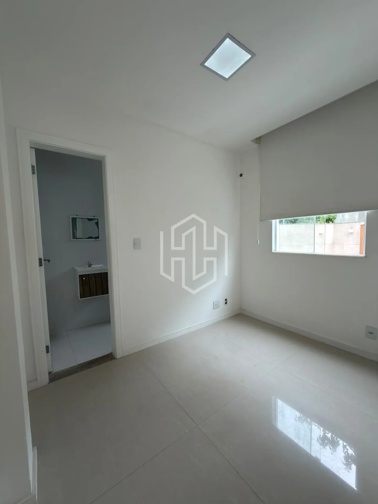 House, 220 m², with a grill on the balcony — photo 20