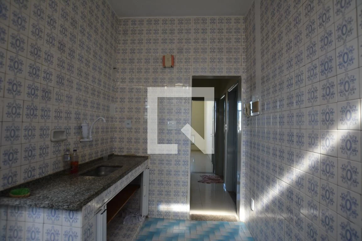 Apartamento com 2 quartos, 1 banheiro e 1 vaga — photo 11