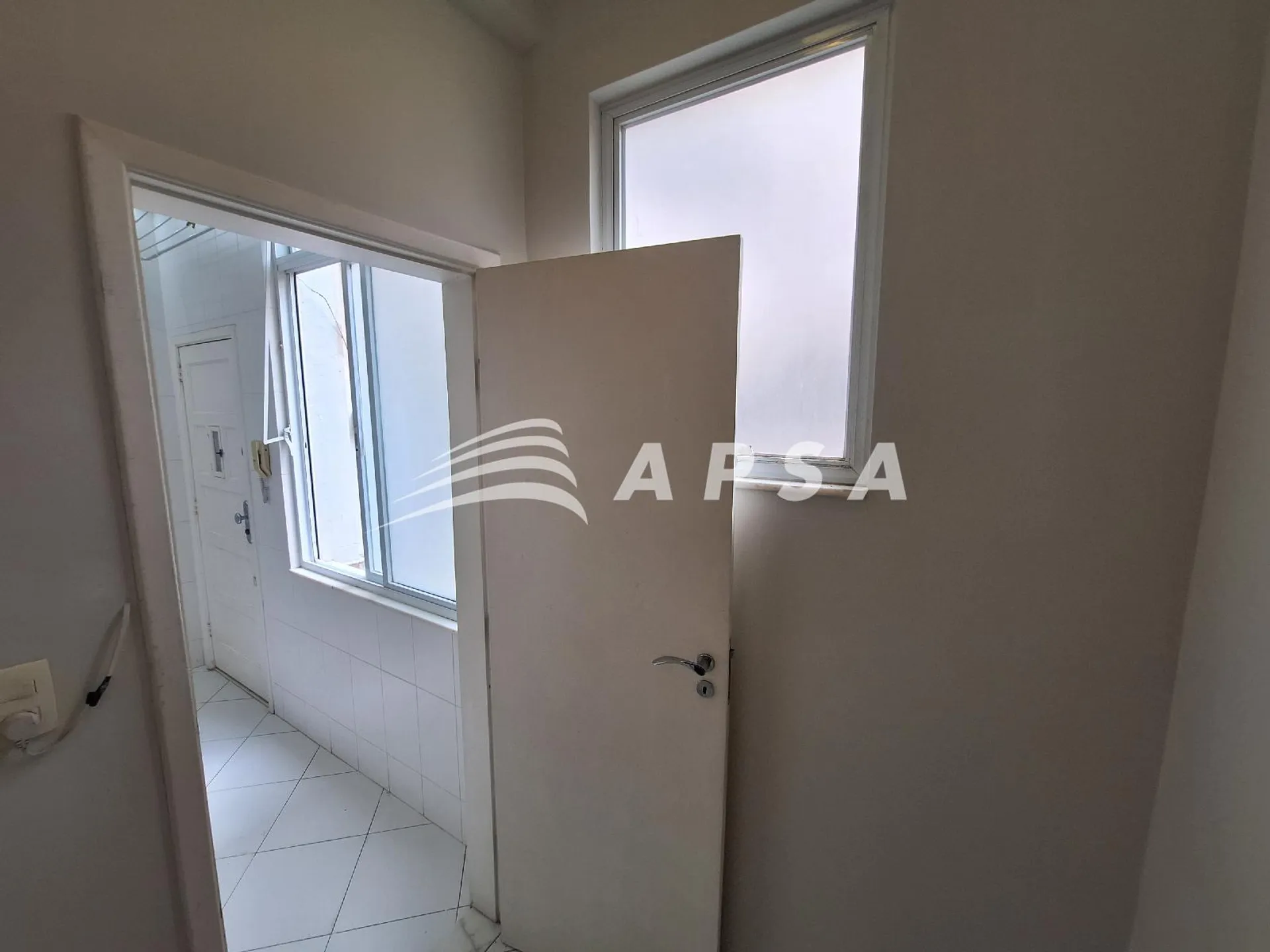 3-bedroom apartment with a home office in Rio de Janeiro — photo 19