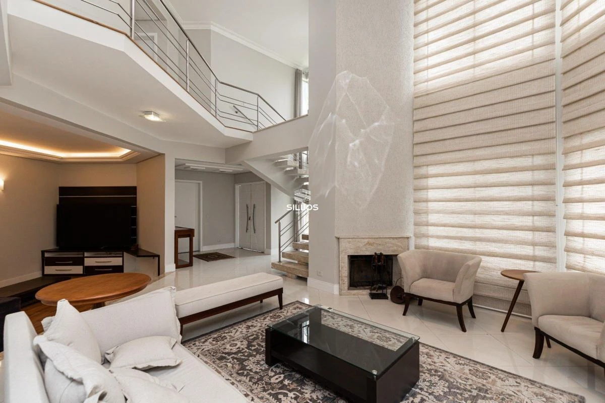 Furnished house with 3 bedrooms and 5 bathrooms
