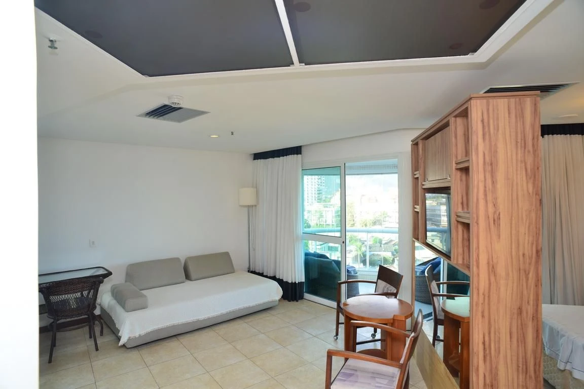 Apartamento mobiliado com 1 quarto em suíte e varanda — photo 18