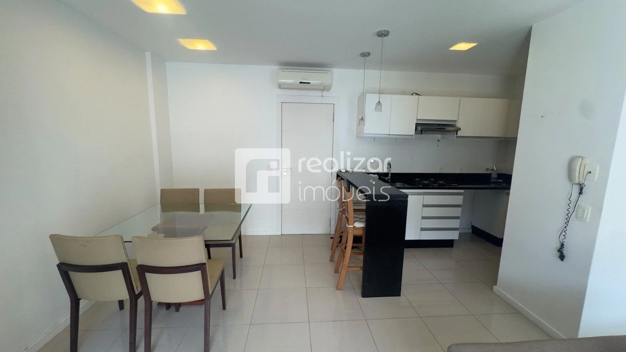 Apartamento amueblado de 56 m² con 1 dormitorio y balcón — photo 7