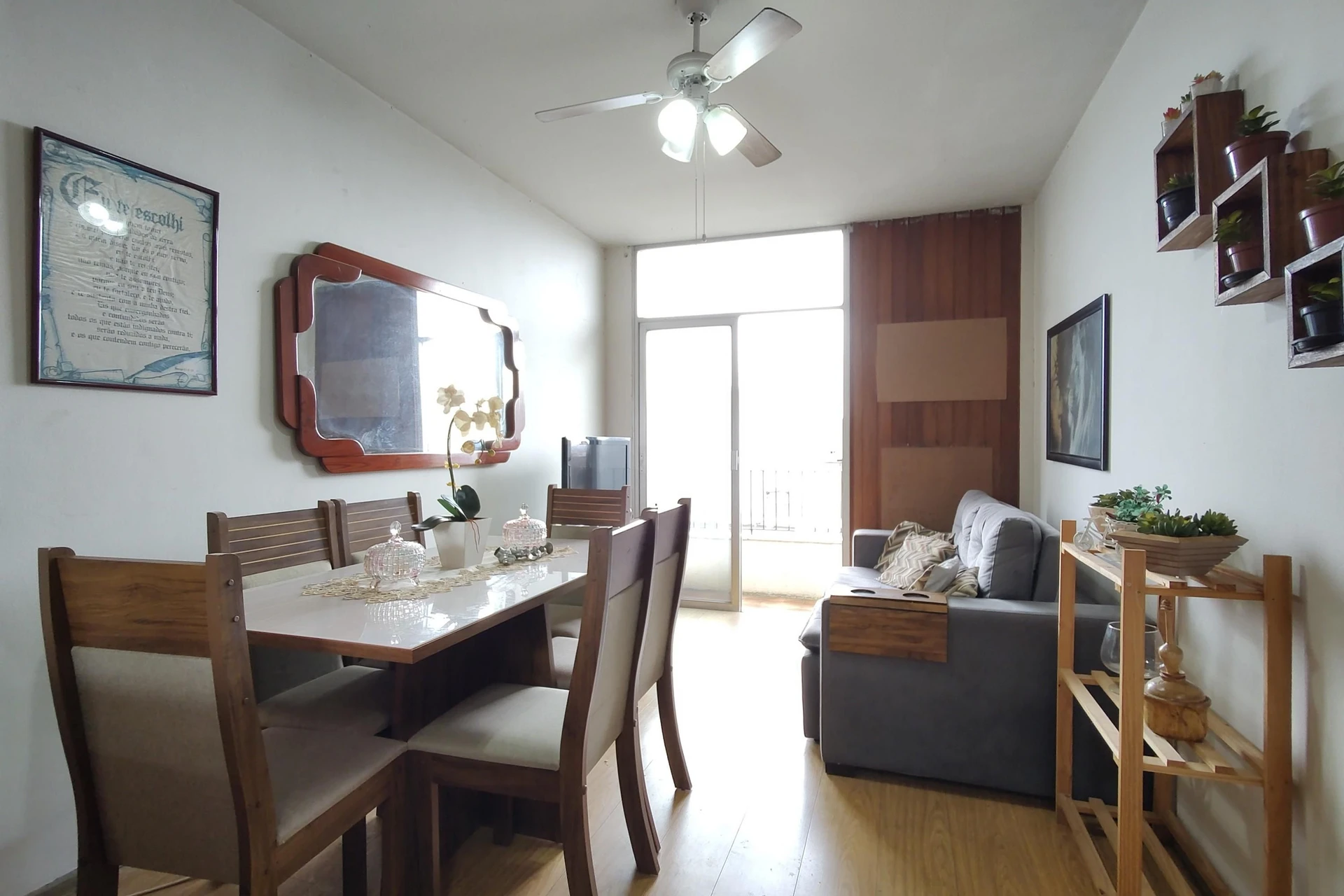 Furnished 2-bedroom apartment with a balcony — photo 18