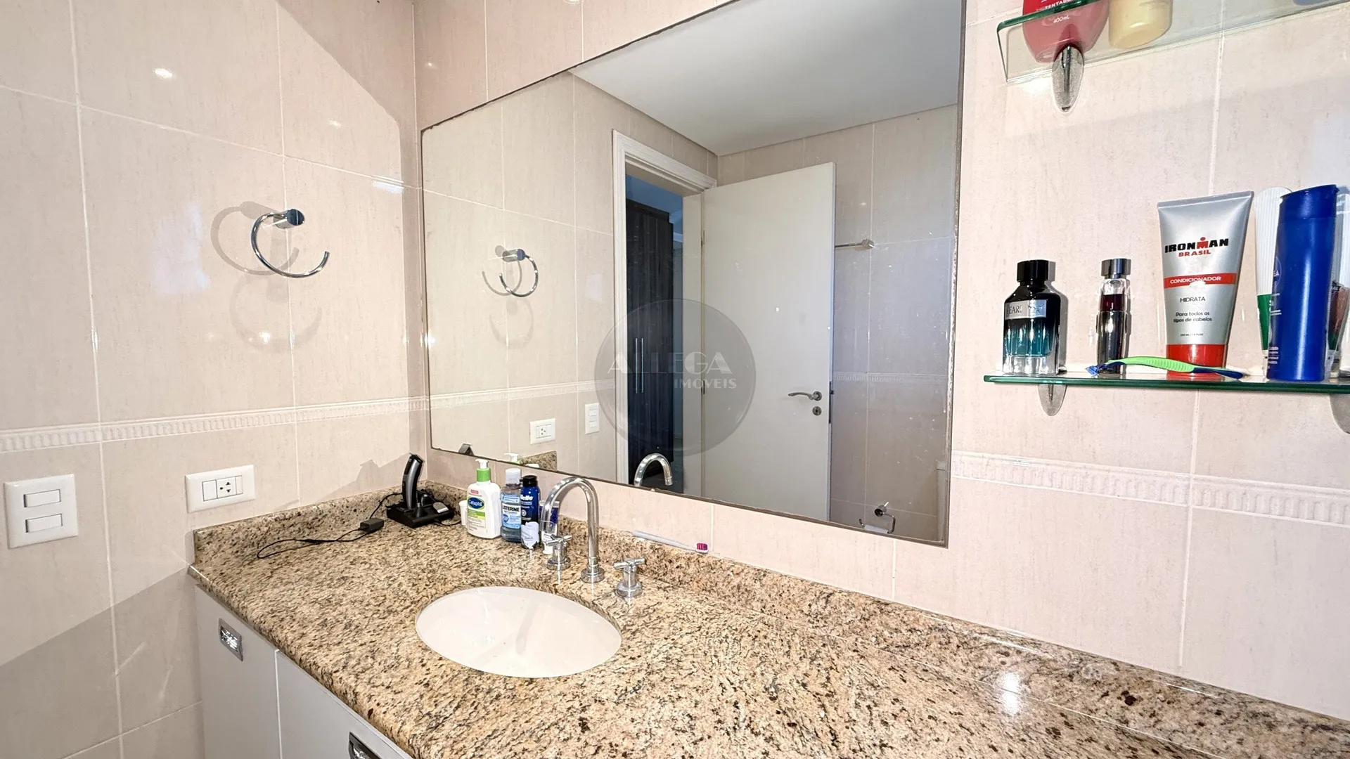 Apartamento semi mobiliado com varanda e churrasqueira — photo 30