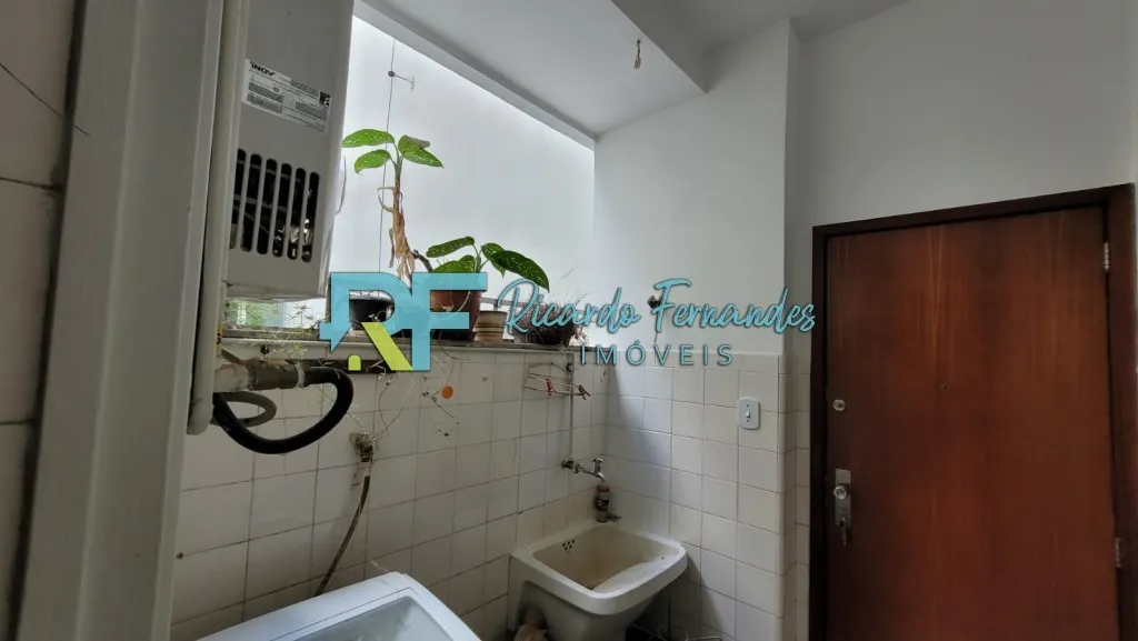 98 m² apartment with 2 bedrooms and 3 bathrooms — photo 30