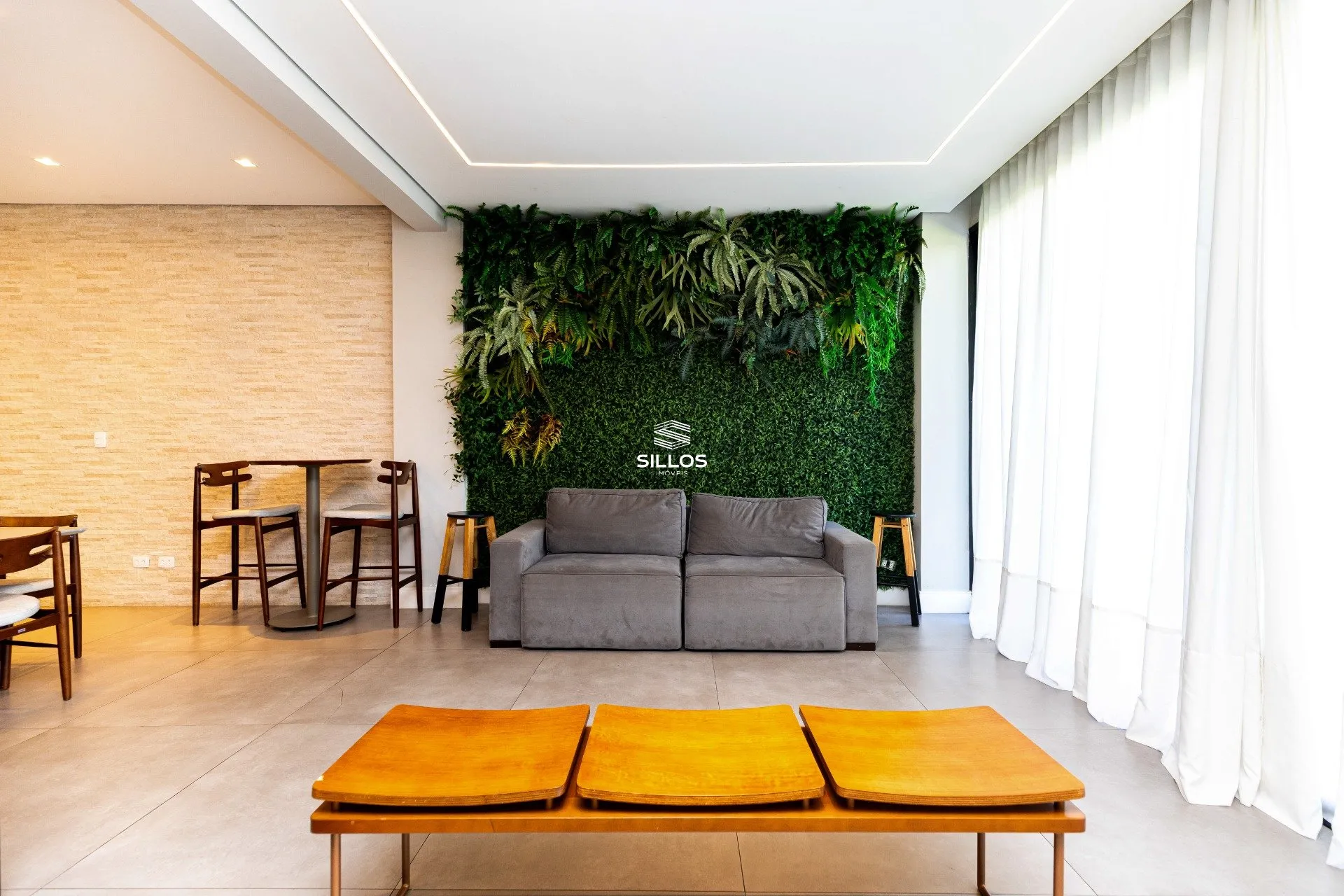 House with 4 bedrooms, 8 parking spaces in a condo — photo 58
