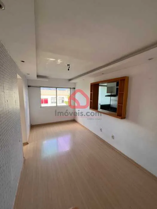 Furnished apartment, 50 m², with floor-to-ceiling windows