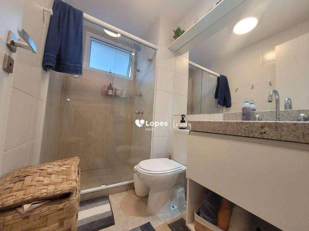 Furnished 2-bedroom apartment with a private BBQ — photo 8