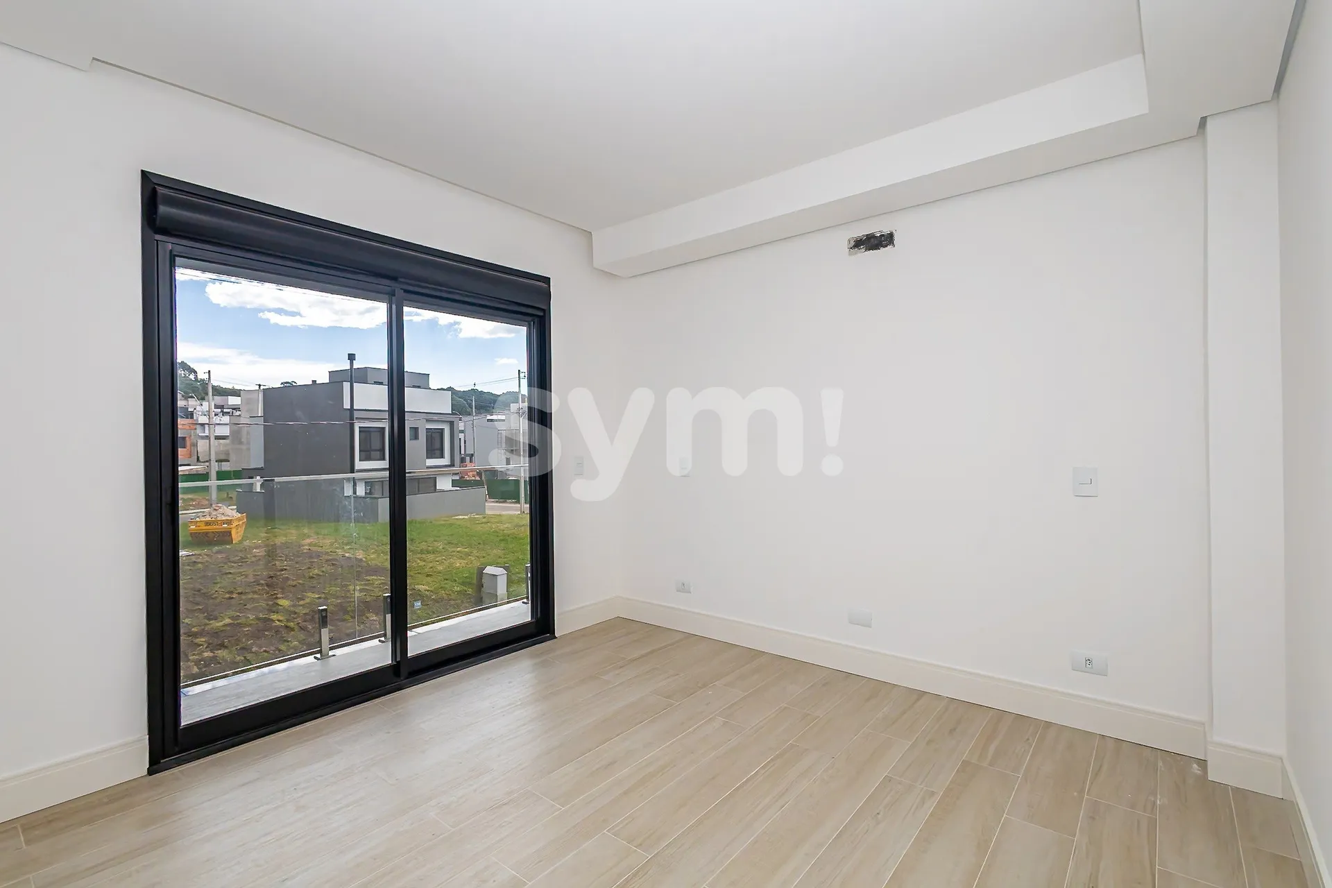 Ground-floor 160 m² house with 3 en-suites and private garden — photo 8