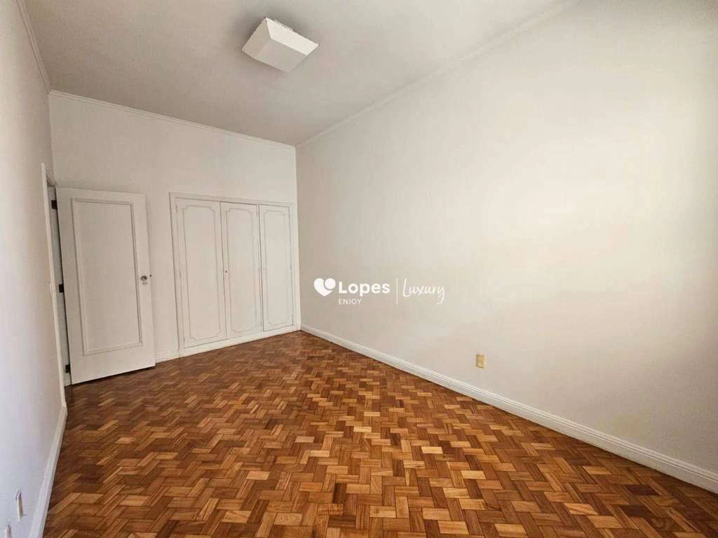 156 m² unfurnished apartment with 3 bedrooms and parking — photo 4
