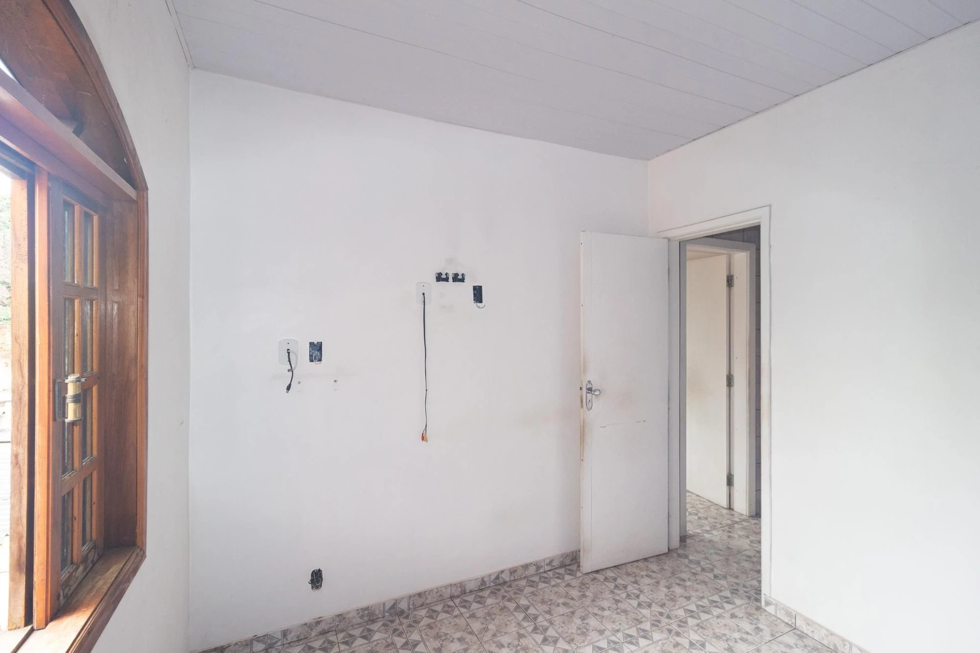 360 m² house with a home office and a garden — photo 66