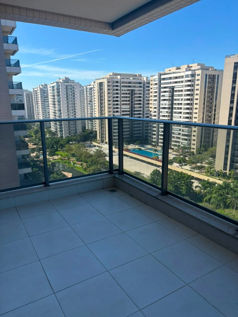 2-bedroom apartment with open kitchen and gourmet balcony — photo 15